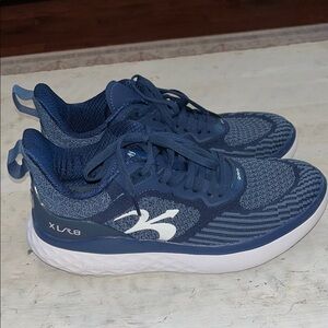 G-DEFY XLR8 Men’s Supportive Running Shoe blue & white | size 10.5